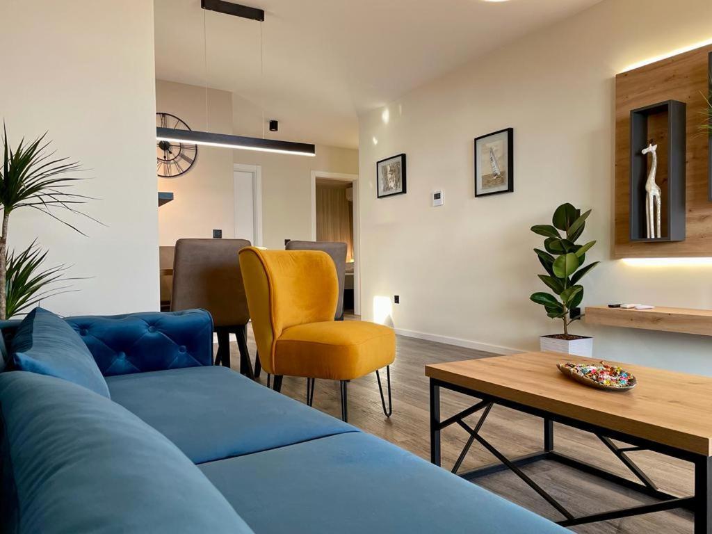 Apartment Linda With Panoramic Sea View Makarska Exterior photo
