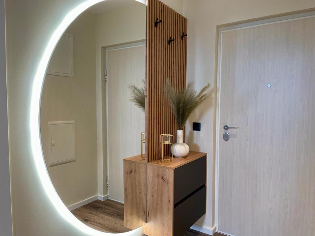 Apartment Linda With Panoramic Sea View Makarska Exterior photo