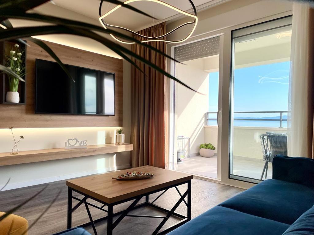 Apartment Linda With Panoramic Sea View Makarska Exterior photo